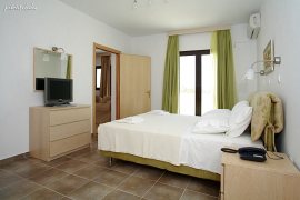 Karpathos locations hôtels-Logements à louer dans l'île de Karpathos-Dodécanèse Grèce 